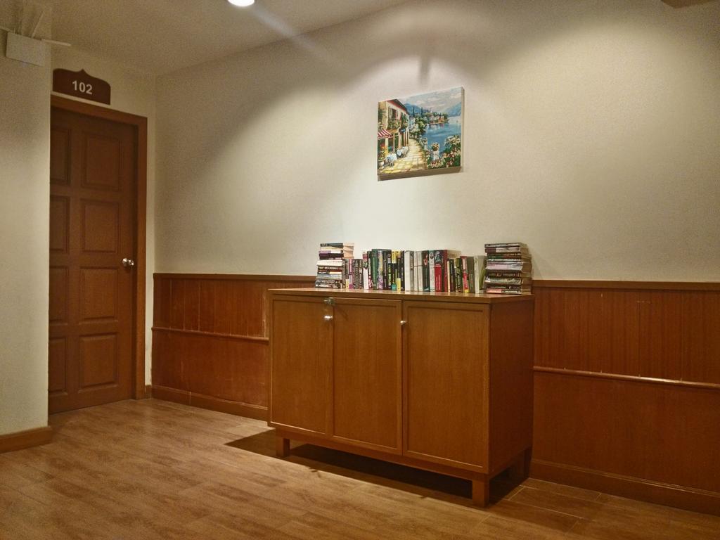 Daratalay - Jomtien Hotel Bang Lamung Luaran gambar